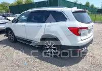 2020 Honda PILOT photo