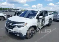2020 Honda RIDGELINE photo
