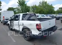 2020 Honda RIDGELINE photo