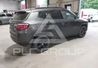 2020 Jeep COMPASS photo