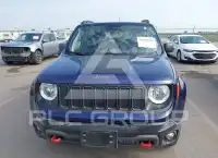 2020 Jeep Renegade photo