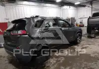 2020 Jeep CHEROKEE photo