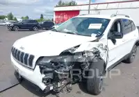 2020 Jeep CHEROKEE photo