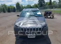 2020 Jeep CHEROKEE photo