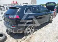 2020 Jeep CHEROKEE photo
