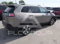 2020 Jeep CHEROKEE photo