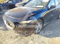 2020 Mazda 3 photo