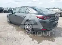 2020 Mazda 3 photo