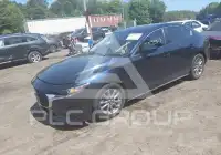 2020 Mazda 3 photo