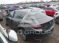 2020 Mazda 3 photo