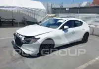 2020 Mazda 3 photo