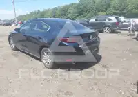 2020 Mazda 3 photo