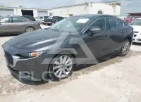 2020 Mazda 3 photo