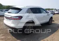 2020 Lincoln NAUTILUS photo