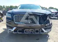 2020 Lincoln NAUTILUS photo