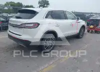 2020 Lincoln NAUTILUS фото