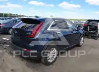 2020 Cadillac XT4 photo