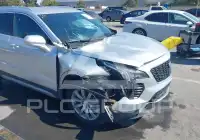2020 Cadillac XT4 photo