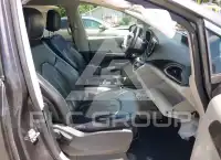 2020 Chrysler VOYAGER фото