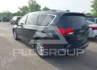 2020 Chrysler VOYAGER фото