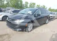2020 Chrysler VOYAGER фото