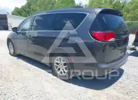 2020 Chrysler VOYAGER фото
