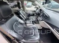 2020 Chrysler VOYAGER фото