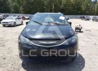 2020 Chrysler VOYAGER фото