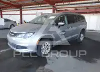 2020 Chrysler VOYAGER фото