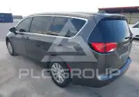 2020 Chrysler VOYAGER фото