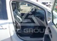 2020 Chrysler VOYAGER фото