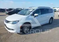 2020 Chrysler VOYAGER фото