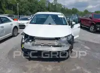 2020 Chrysler VOYAGER photo