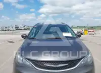 2020 Chrysler VOYAGER фото