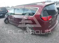 2020 Chrysler VOYAGER photo