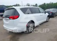 2020 Chrysler VOYAGER фото