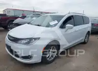 2020 Chrysler PACIFICA photo