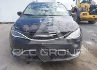 2020 Chrysler PACIFICA photo