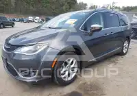 2020 Chrysler PACIFICA photo