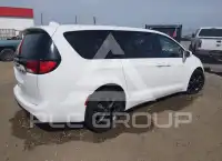 2020 Chrysler PACIFICA photo