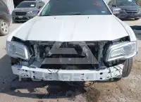 2020 Chrysler 300 photo