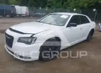 2020 Chrysler 300 фото