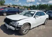 2020 Chrysler 300 photo