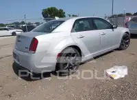 2020 Chrysler 300 фото