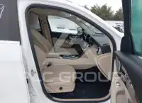 2020 Mercedes Benz GLC 350 photo