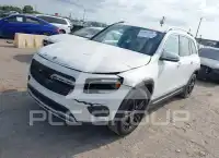 2020 Mercedes Benz GLB 250 фото