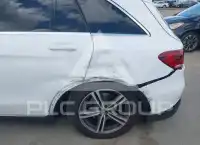 2020 Mercedes Benz GLC 300 photo