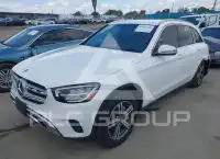 2020 Mercedes Benz GLC 300 photo
