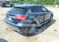 2020 Mercedes Benz GLA 250 фото