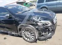 2020 Mercedes Benz GLA 250 фото